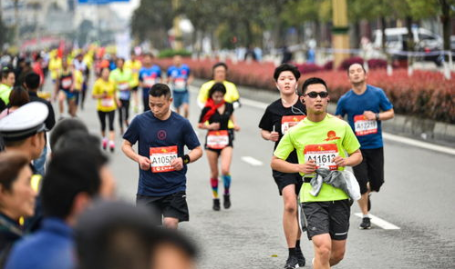 犍为马拉松,共筑犍为梦想——2025犍为半程马拉松盛况掠影”