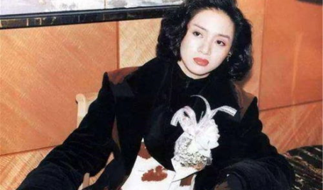 梅艳芳同居过的男人,揭秘她与多位男星的同居往事